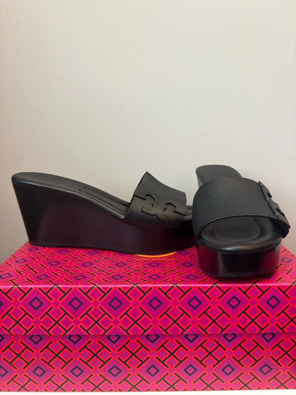 Tory Burch Black Women's Wedge Slide Sandals - Sleek Platform Style - Picture 5 of 8